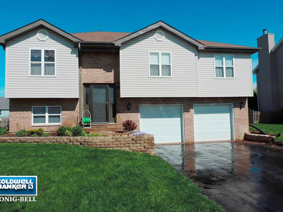 1st image of 902 Cottonwood Dr