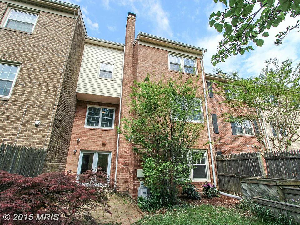 1st image of 1117 Moorefield Hill Ct SW