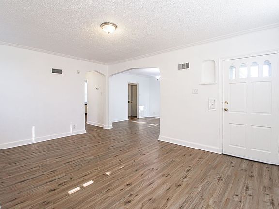 5th image of 3514 Gordon Ave #3514