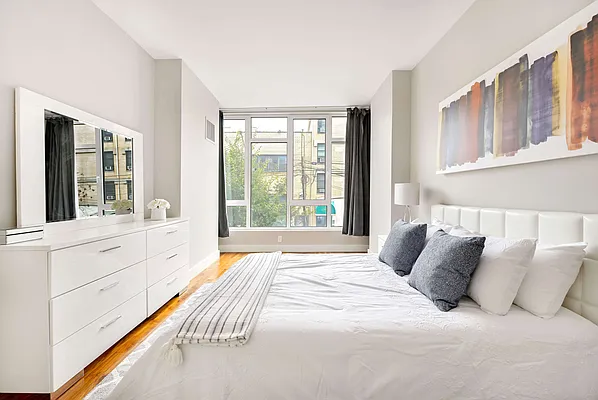 Sold by Compass | media 5