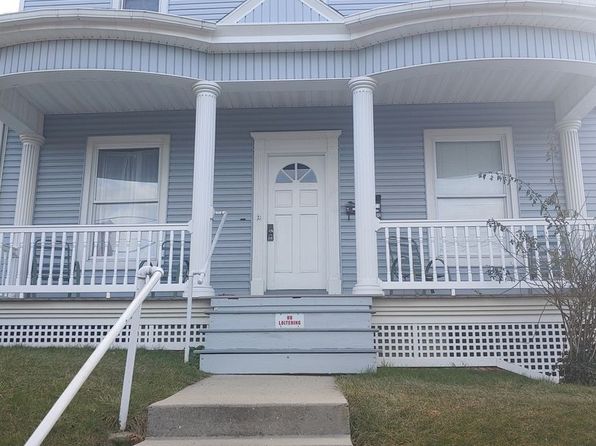 60 N Main St APT D