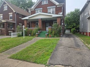 13613 Bartlett Ave, Cleveland, OH