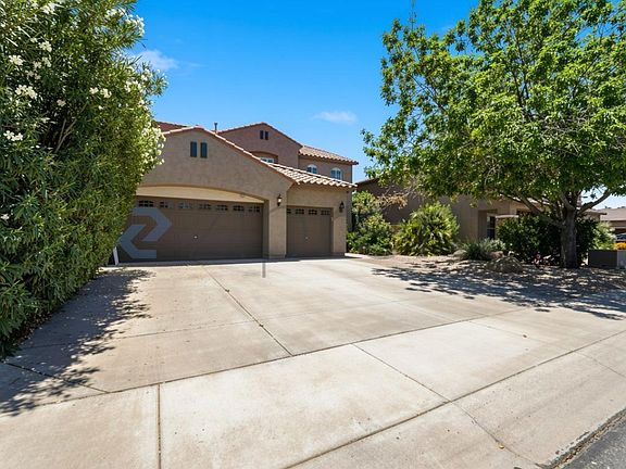 2nd image of 26001 W Tonopah Dr