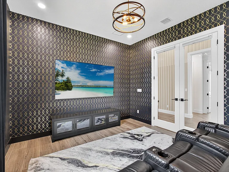 10109 Driftwood Way — Photo 19