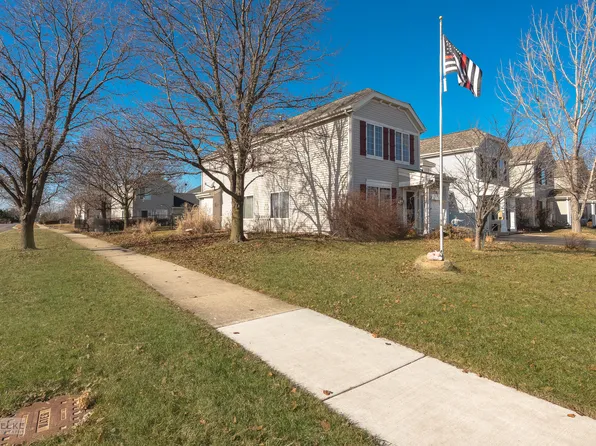 2477 Hillsboro Ln, Montgomery, IL 60538