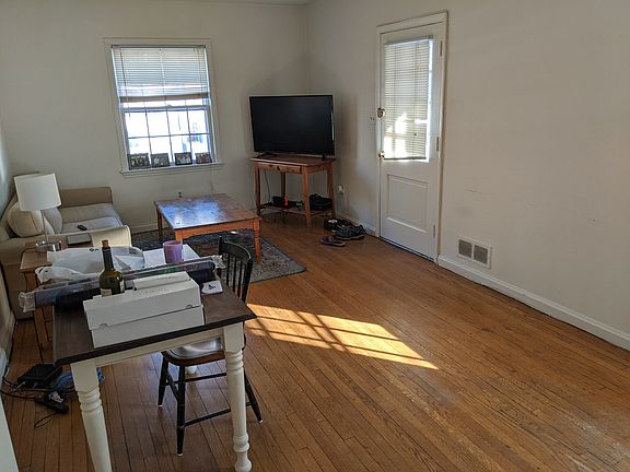 4th image of 716 N Vermont St #1