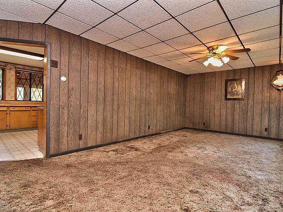 3rd image of 129 Richardson Ave
