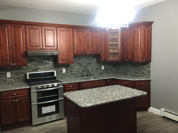 792 State St APT 2B, Perth Amboy, NJ 08861