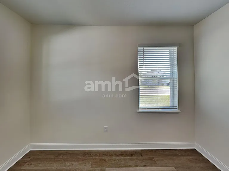 3739 Center Cove Ln — Photo 6