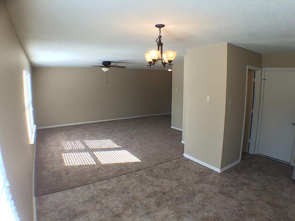 5th image of 2021 Dutch Elm Dr