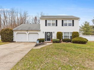 42 Chapman Ter, Middletown, NJ 07748