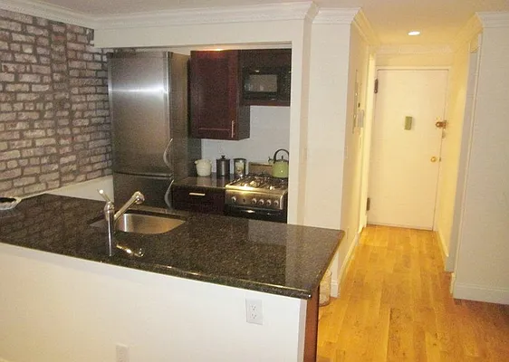 Rented by Stone Street Properties | media 6