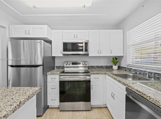 8305 Sunrise Lakes Blvd APT 101, Sunrise, FL 33322
