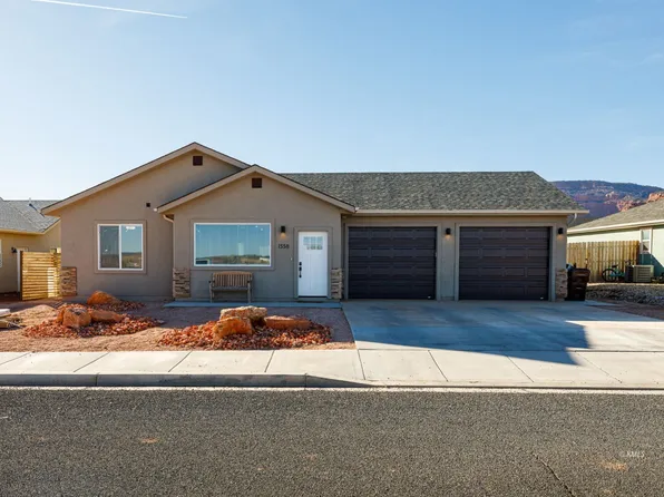 1558 S Creekside Dr E, Kanab, UT 84741