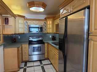 1325 W 68th St #331, Hialeah, FL 33014