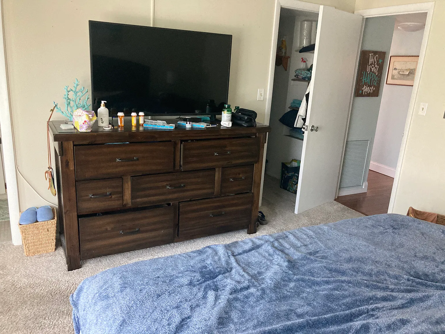 2 bed, 975 sqft, $6,500 — Photo 2