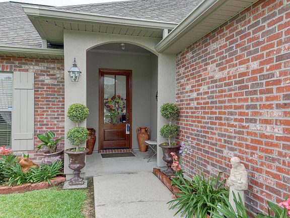 2nd image of 323 Village Park Dr