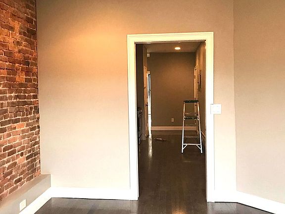 3rd image of 730 Sackett St APT 2L