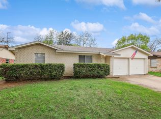 2504 Kingston St, Arlington, TX 76015