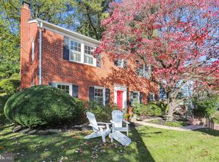 9108 Bulls Run Pkwy, Bethesda, MD 20817