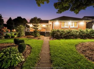 81 Devon Rd, Chatham Kent, ON N7L 3T7