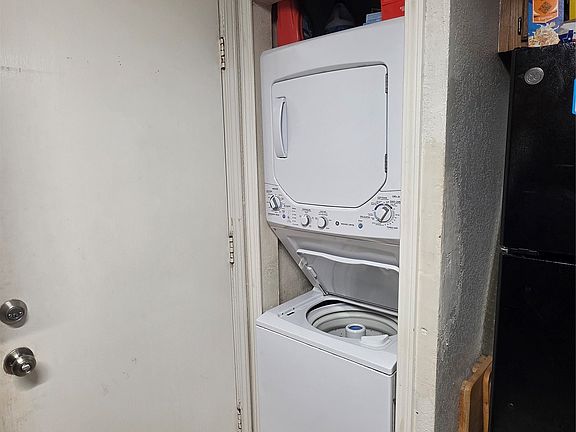 5th image of 13219 Emily Rd #4104