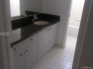 19199 NW 19th St #1, Pembroke Pines, FL 33029