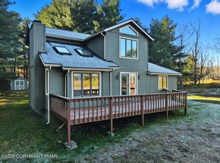 405 Lady Patricia Ct, Blakeslee, PA 18610