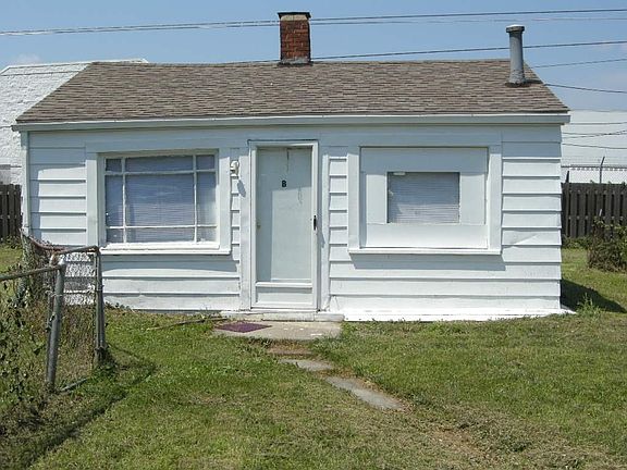 3rd image of 1316 Brandt Dr