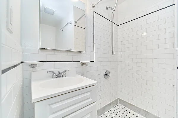 Rented by Living New York | media 20