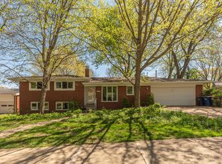2229 Needham Rd, Ann Arbor, MI 48104