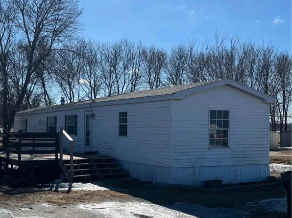 435 Robin St, Pelican Rapids, MN 56511