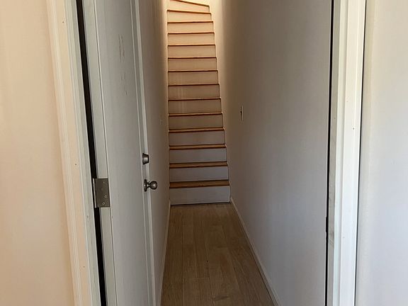 4th image of 93 1/2 Orient Ave #2