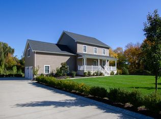 212 Sleepy Hollow Rd, Middletown, NJ 07748