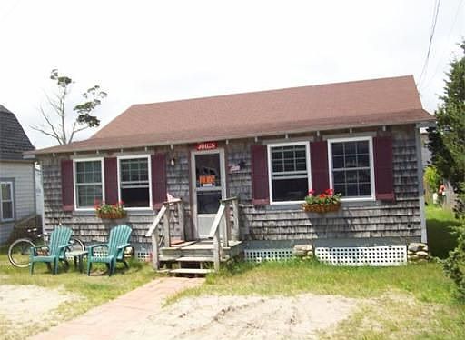 2nd image of 244 Gurnet Rd