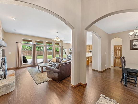 4th image of 4217 Creek Hill Ln