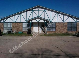 Matthews 3266, Fort Worth, TX 76118