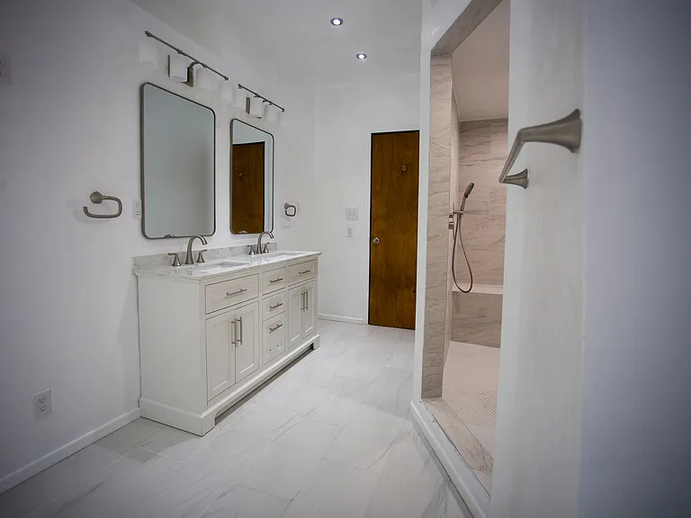 705 N Linda Vista Dr — Photo 25