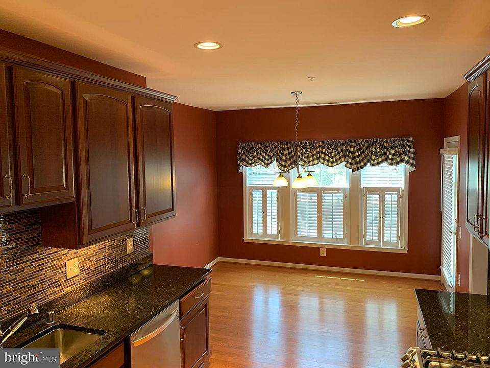 1st image of 1003 Running Creek Way Unit 32