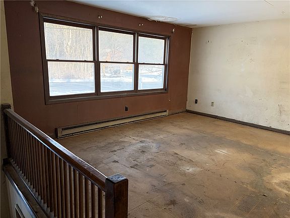 2nd image of 230 Brooktondale Rd