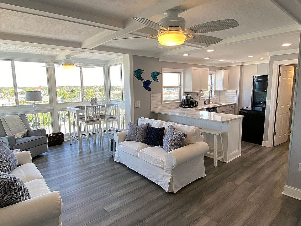 1st image of 1255 Tarpon Center Dr APT 606