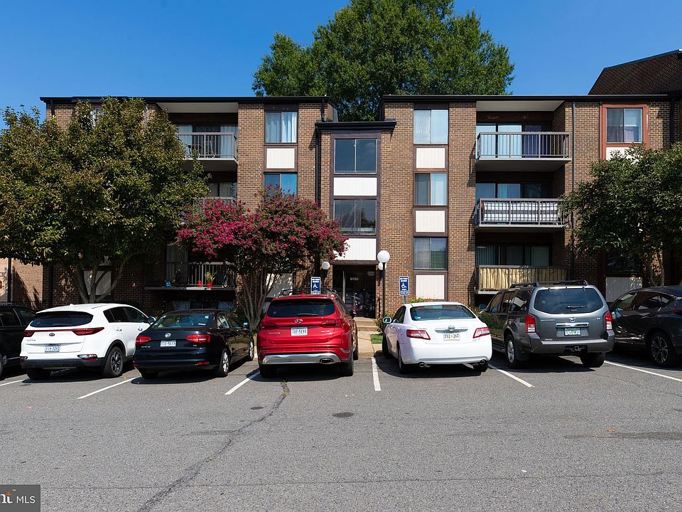 1st image of 9720 Kingsbridge Dr APT 2