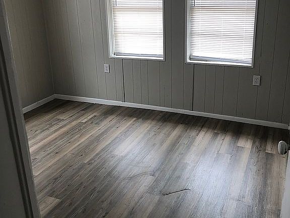 2nd image of 101 N Stadium Dr