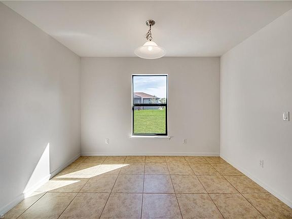 5th image of 851 Sea Urchin Cir