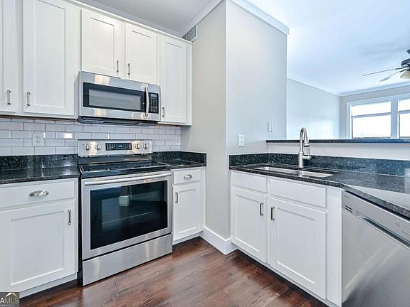 3rd image of 821 Ralph McGill Blvd NE APT 2405