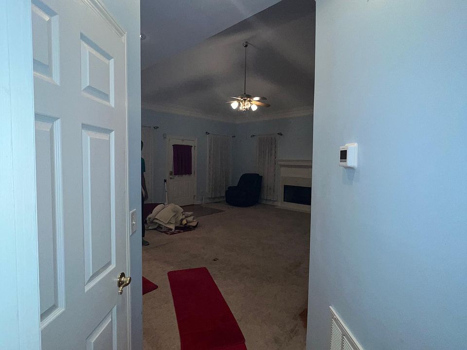 1st image of 1207 Churchill Dr