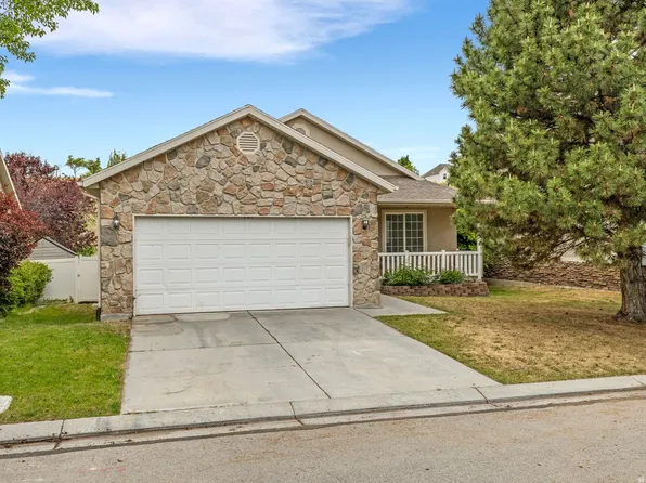 10764 S Pine Grove Way W, South Jordan, UT 84009
