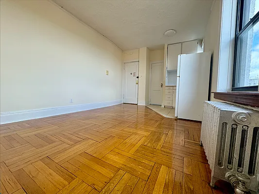 Rented by Modern Spaces | media 4
