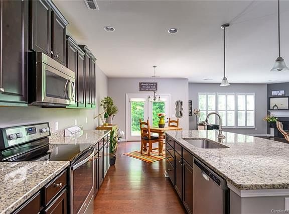 2nd image of 2713 Dunlin Dr
