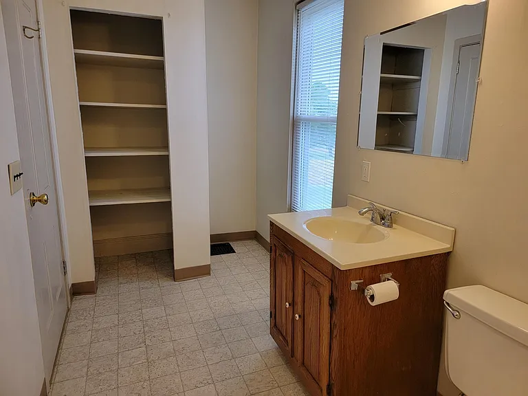 2415 Donegal Springs Rd — Photo 19